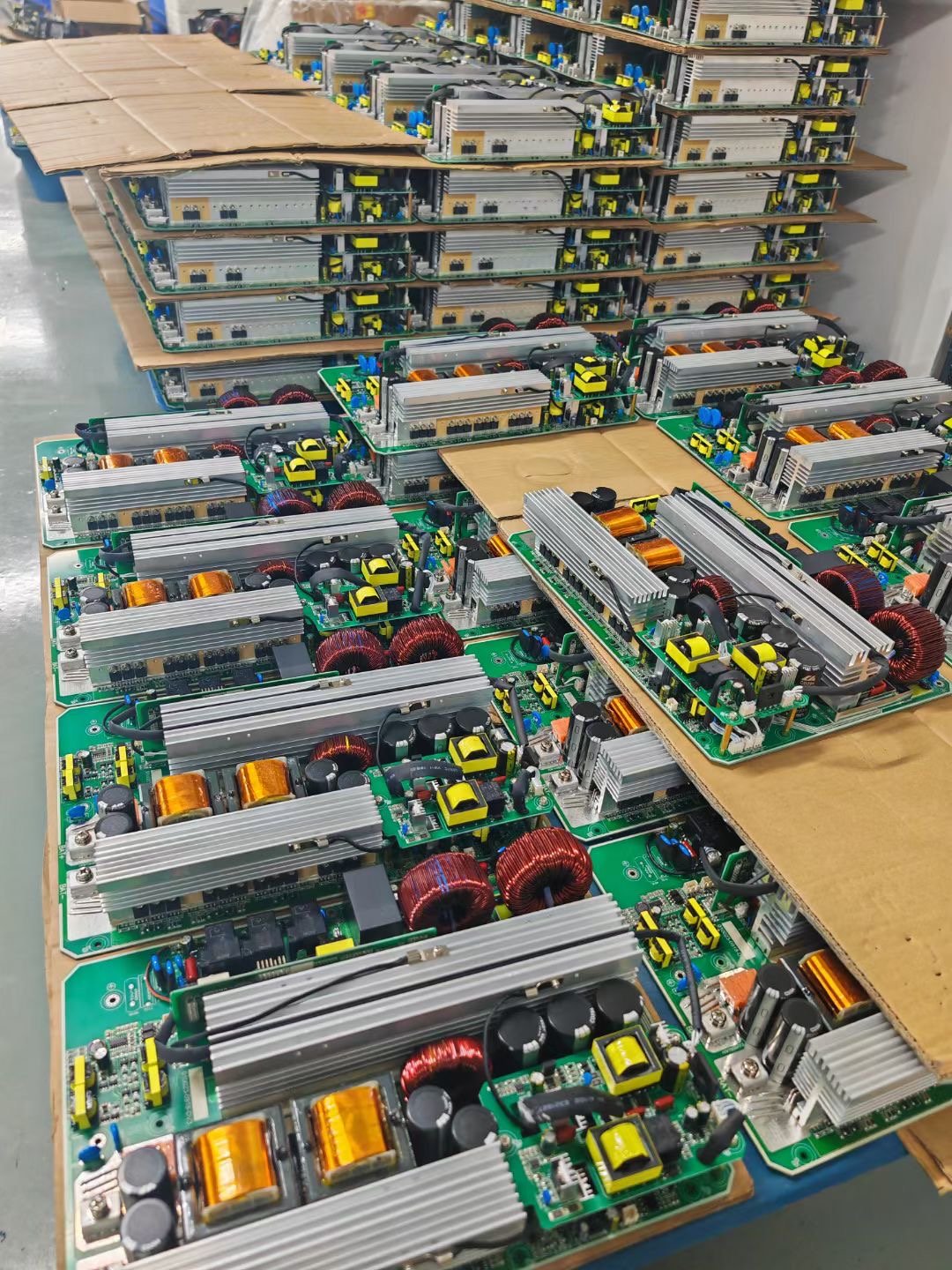 4200w Hybrid Inverter board Off Grid Inverter 220/230/240VAC Solar Hybrid Solar Inverter pcb with CE/ISO/RHOS Certification