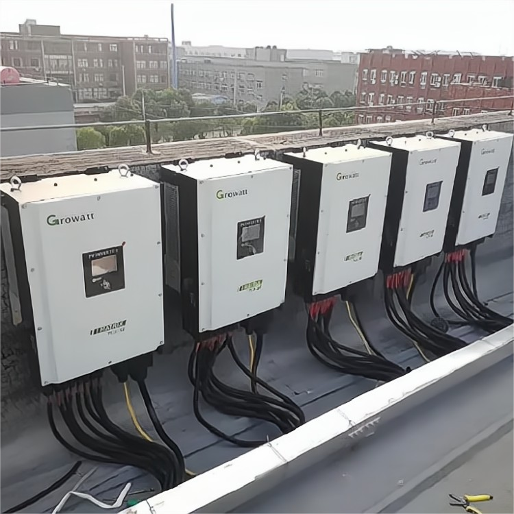 Growatt solar inverter hybrid 3 phase 30kw 33kw 40kw 24v pure sine wave pv inverter