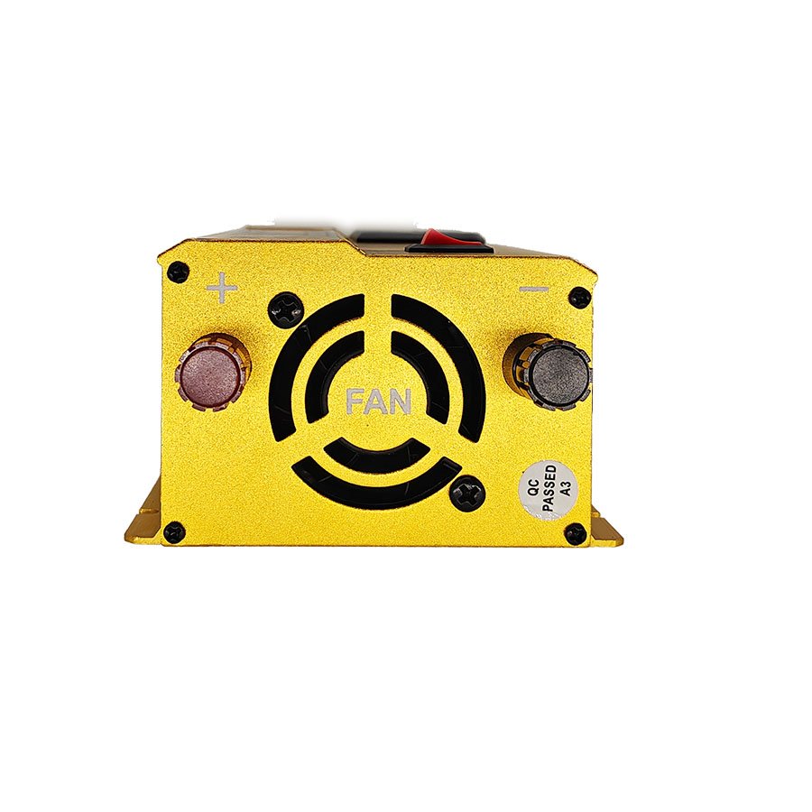 Yongfa 4 in 1 solar inverter build in 10A charger 12v dc to 220v ac 2000w 2000va modified sine wave power inverter home use