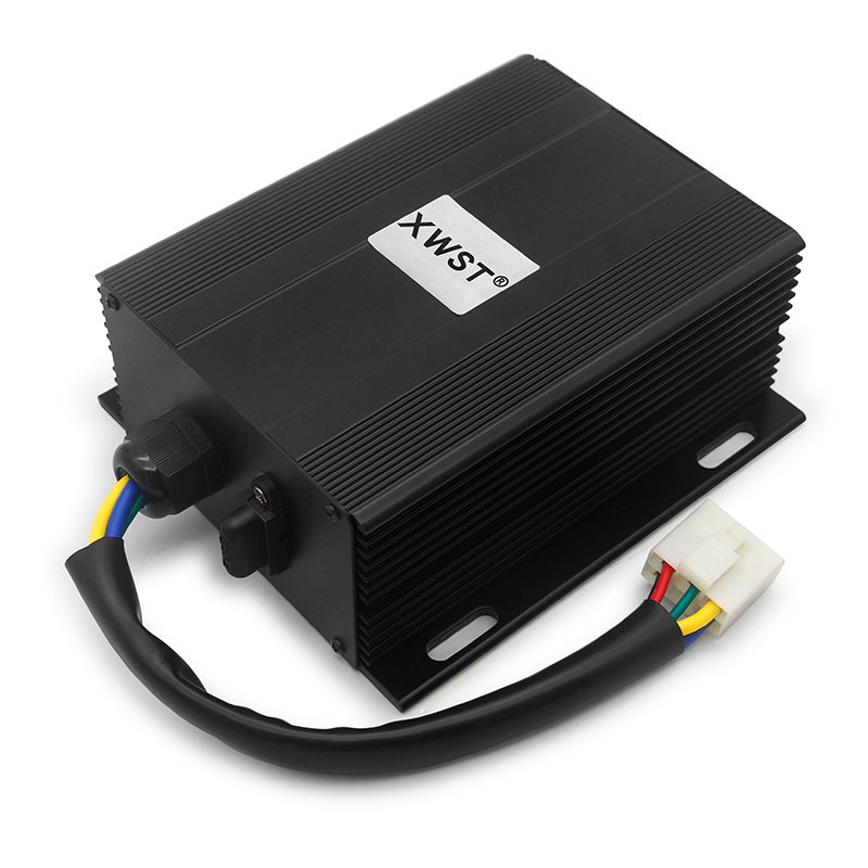 XWST Isolated DC DC Converter 42-90V 48V 60V 90V to 12V Voltage Regulator 2A-42A Step Down Buck Module for hybrid solar inverter