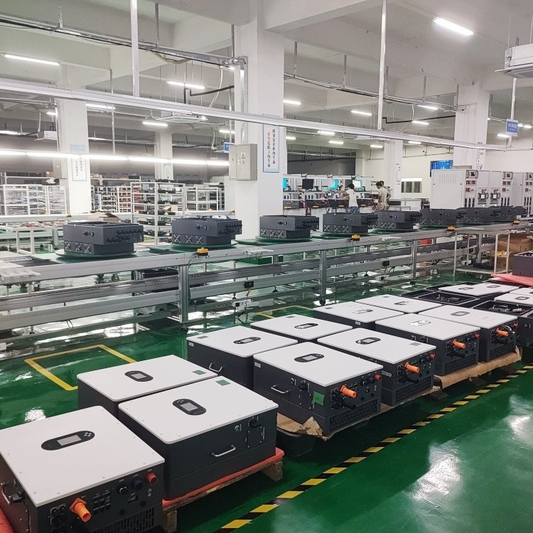 High Voltage Hybrid Solar Inverter 30KW 40KW 50KW Pure Sine Wave 3 Phase Power Inverter For Solar System