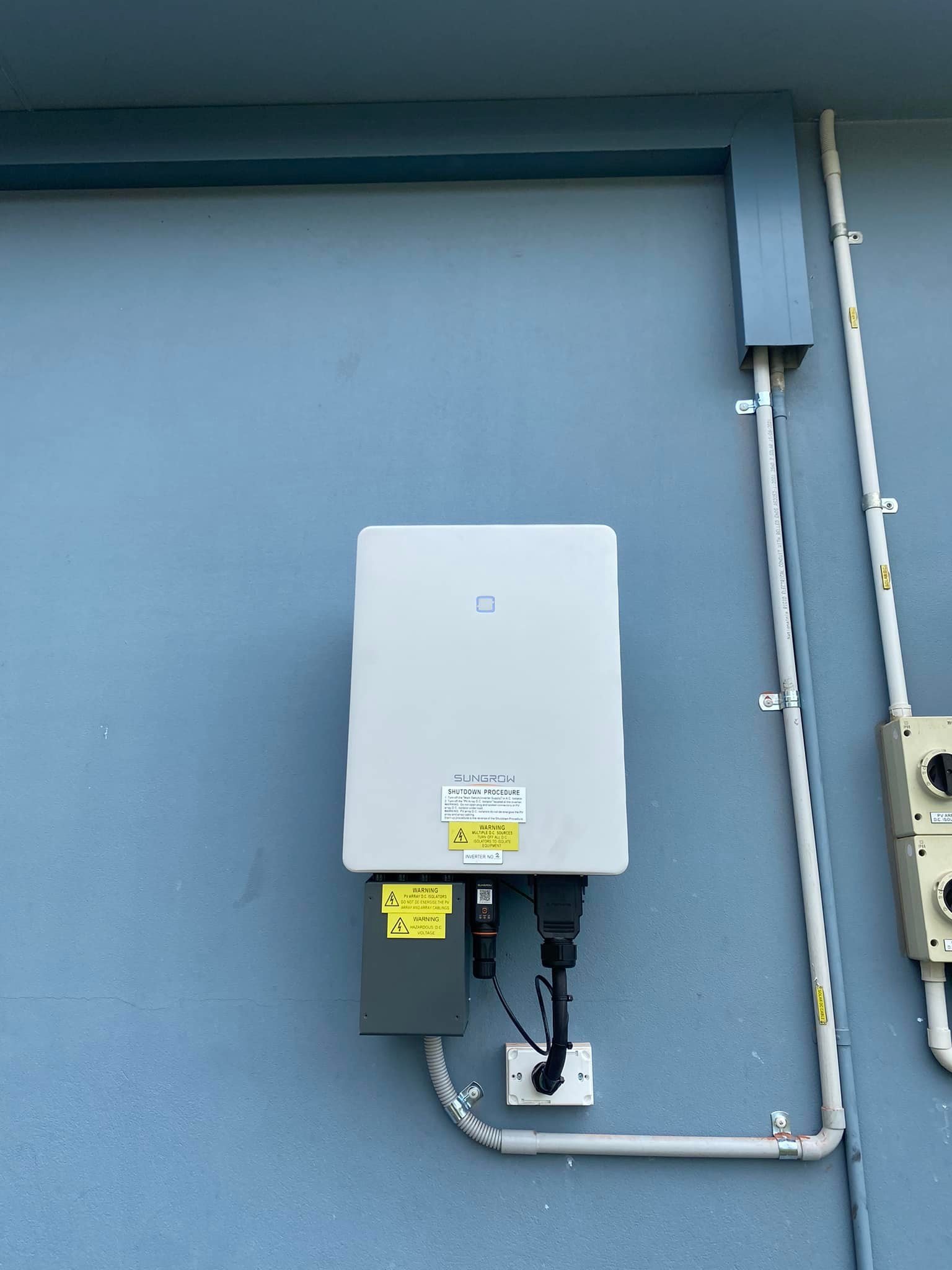 Sungrow inverter SH5.0RT SH6.0RT SG8.0RT SH10.0RT with WIFI 5KW 6KW 8KW 10KW solar inverter
