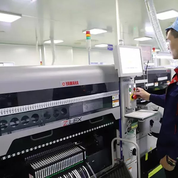Europe Stock Hybrid Solar Inverter 3kw 5.5Kw 6kw 8kw 10kw 12kw Solar Panel Solar Inverter