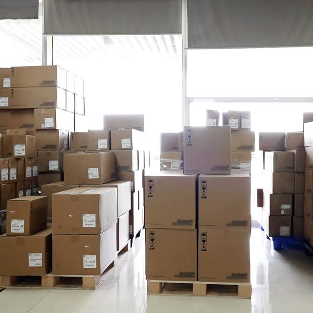 Competitive Price Industrial Inverter 0.75KW Altivar 12 1HP ATV12H075M2 with Heat Sink