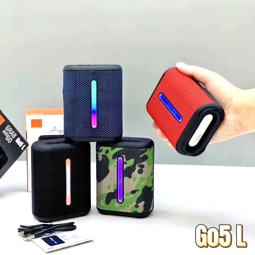 Go5L Wireless portable mini speaker FM radio/TF/USB subwoofer desktop speaker BT Active mini stereo high quality speaker