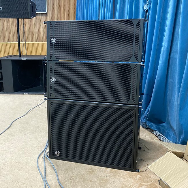 speaker subwoofer line array dual 10 inch and single 18 inch subwoofer Outdoor performance activities combined line array system