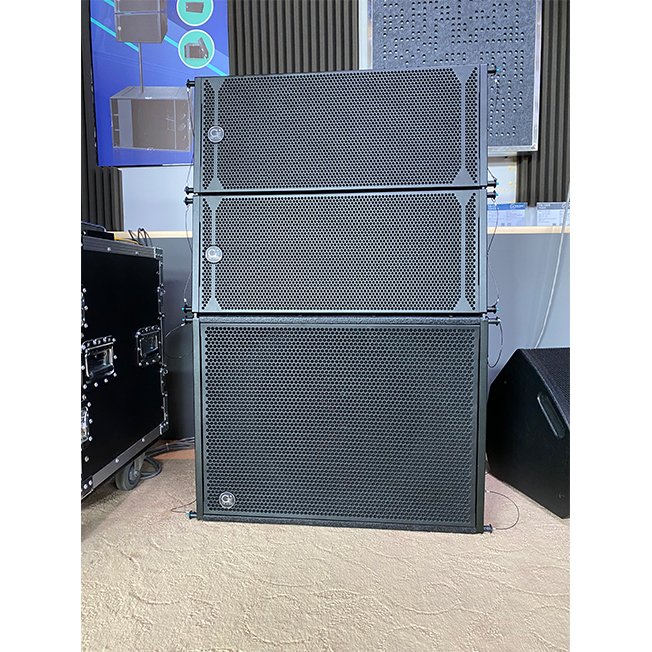 speaker subwoofer line array dual 10 inch and single 18 inch subwoofer Outdoor performance activities combined line array system