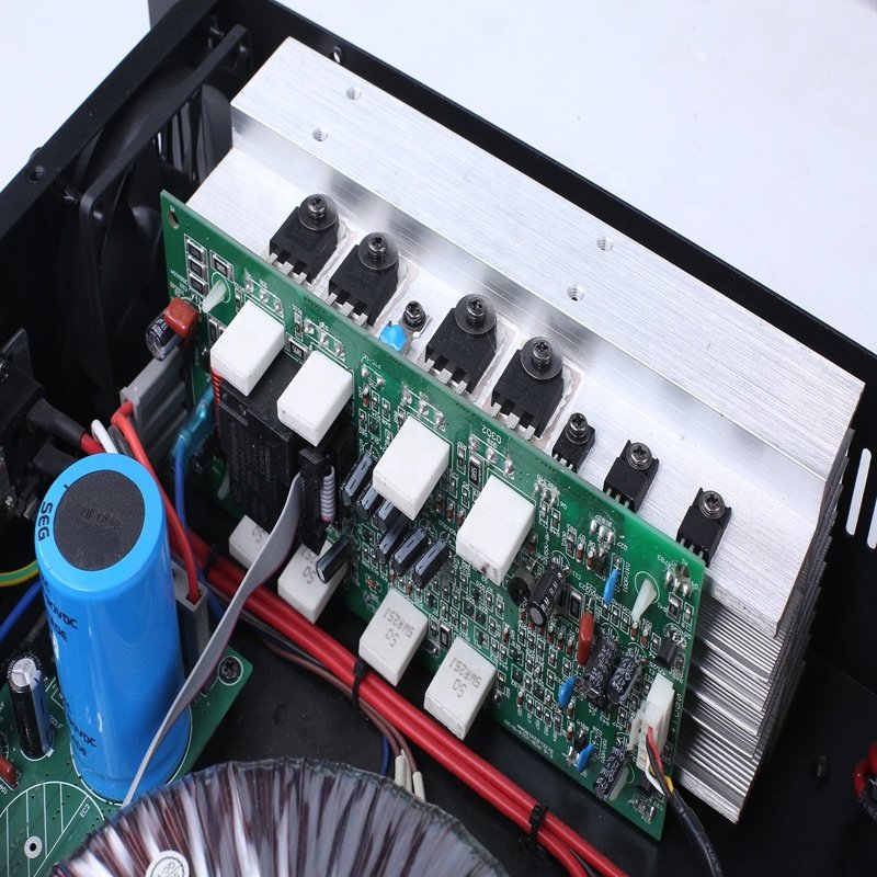 High Power 1600W 4-Port Professional Sound System 2U Analog Amplifier for line array speakers