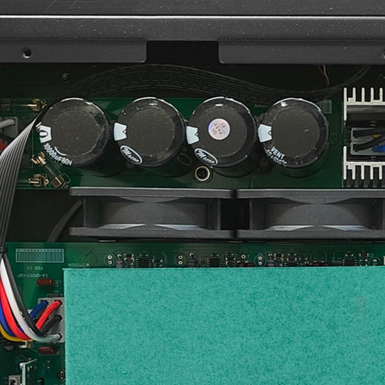 FP5000 Professional Audio Amplifier 2 x 1000W 2 Channels for Meeting Bar KTV Disco DJ Events Big Power Metal Shell