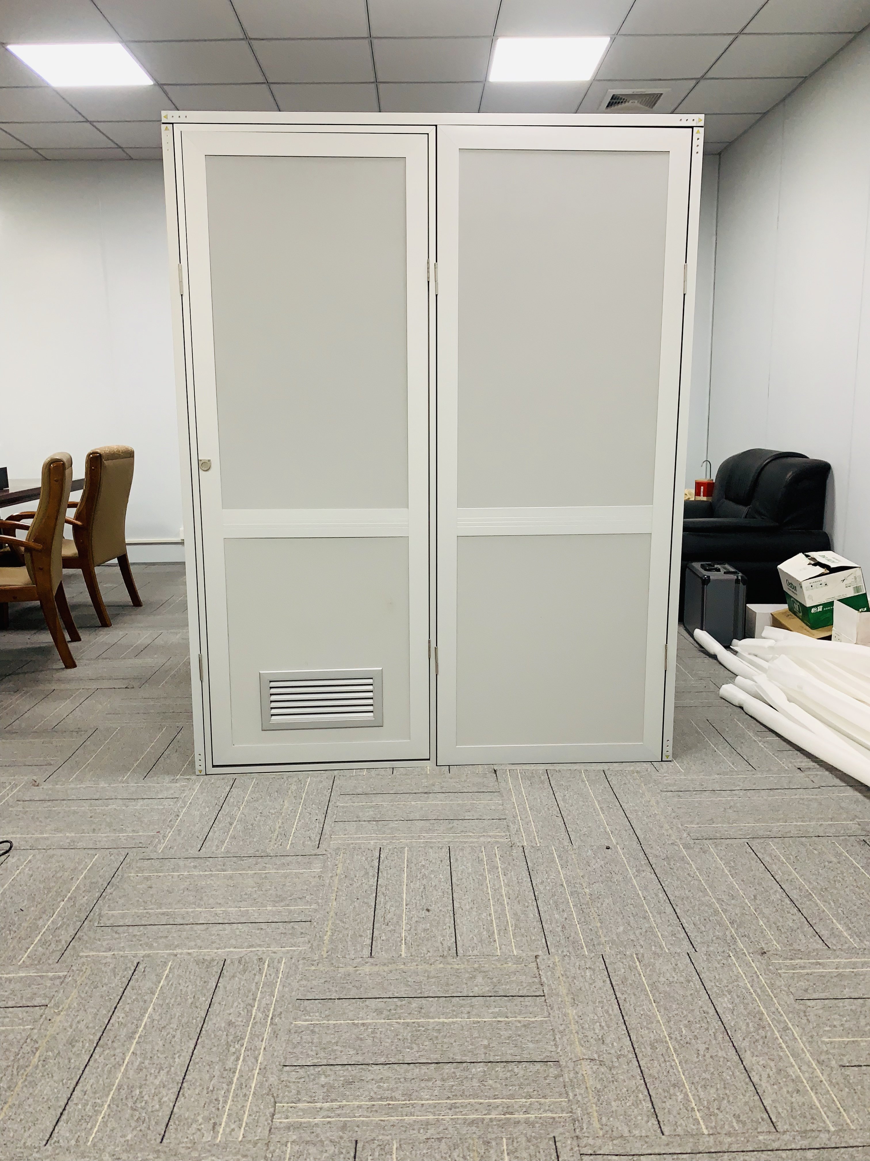 Translation booth for two people interpretation booth sound proof translation booth