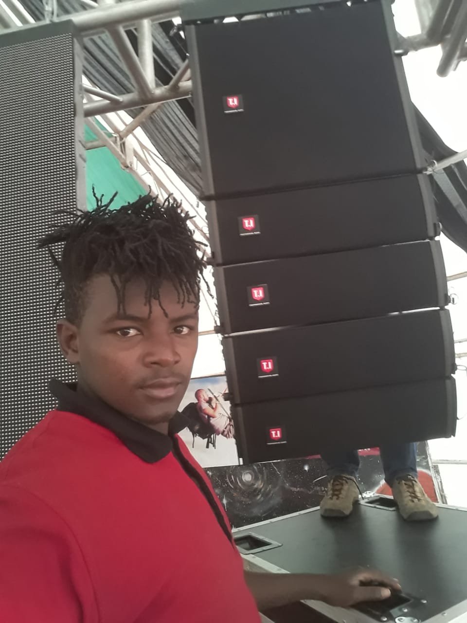 T.I Pro Audio small passive concert event sound equipment dual 5 inch line array musical speakers