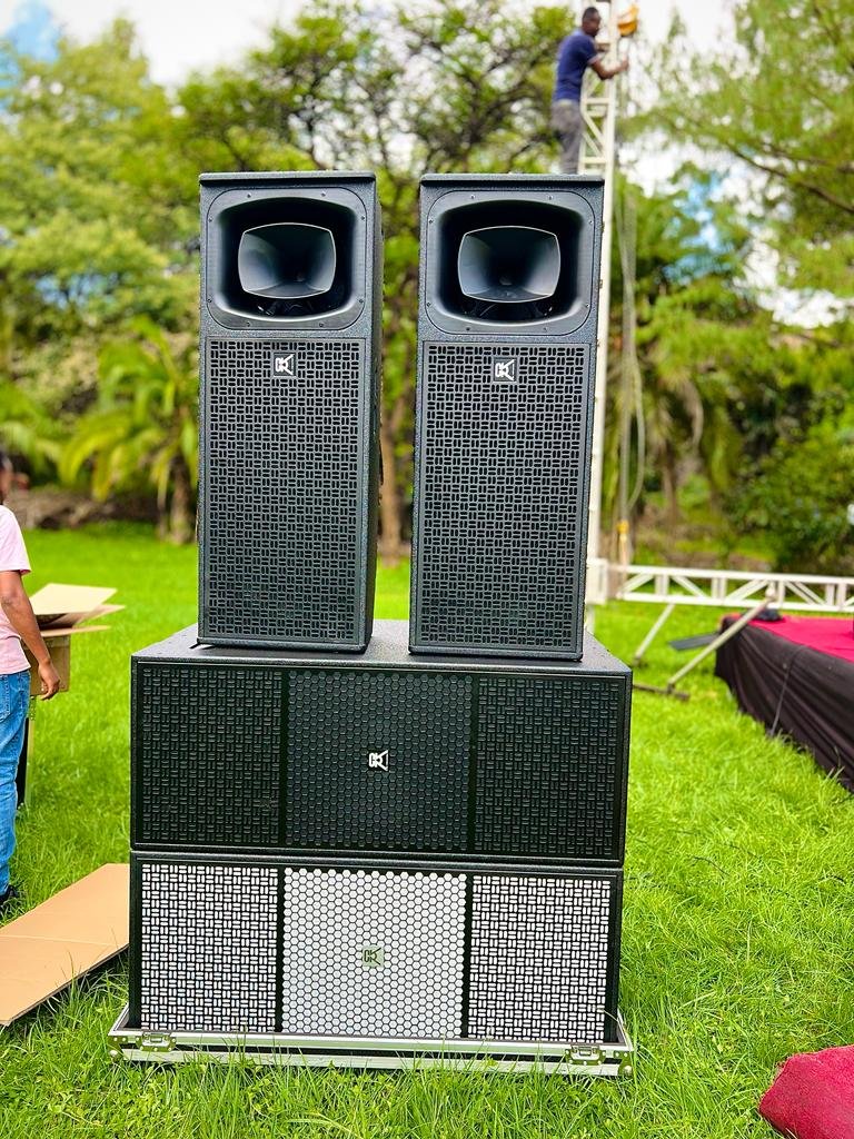 Hot Selling Outdoor Power Audio System 3600W Big Size Three Way 18 Inch Subwoofer