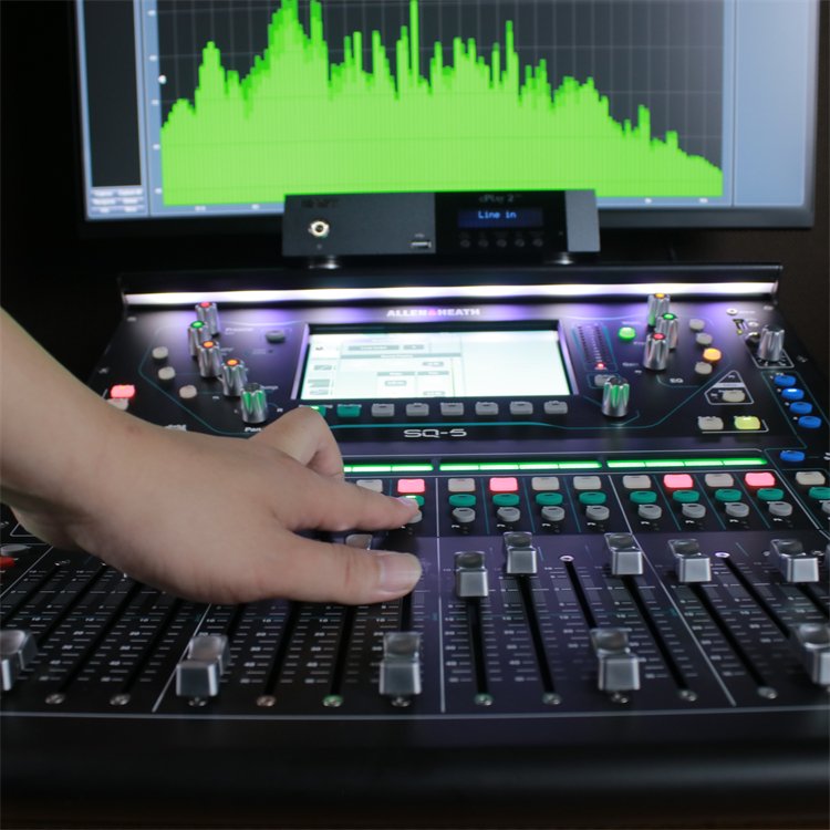 Active Studio Monitor Audio Sound Equipment High-Performance Speaker for Professional Studios