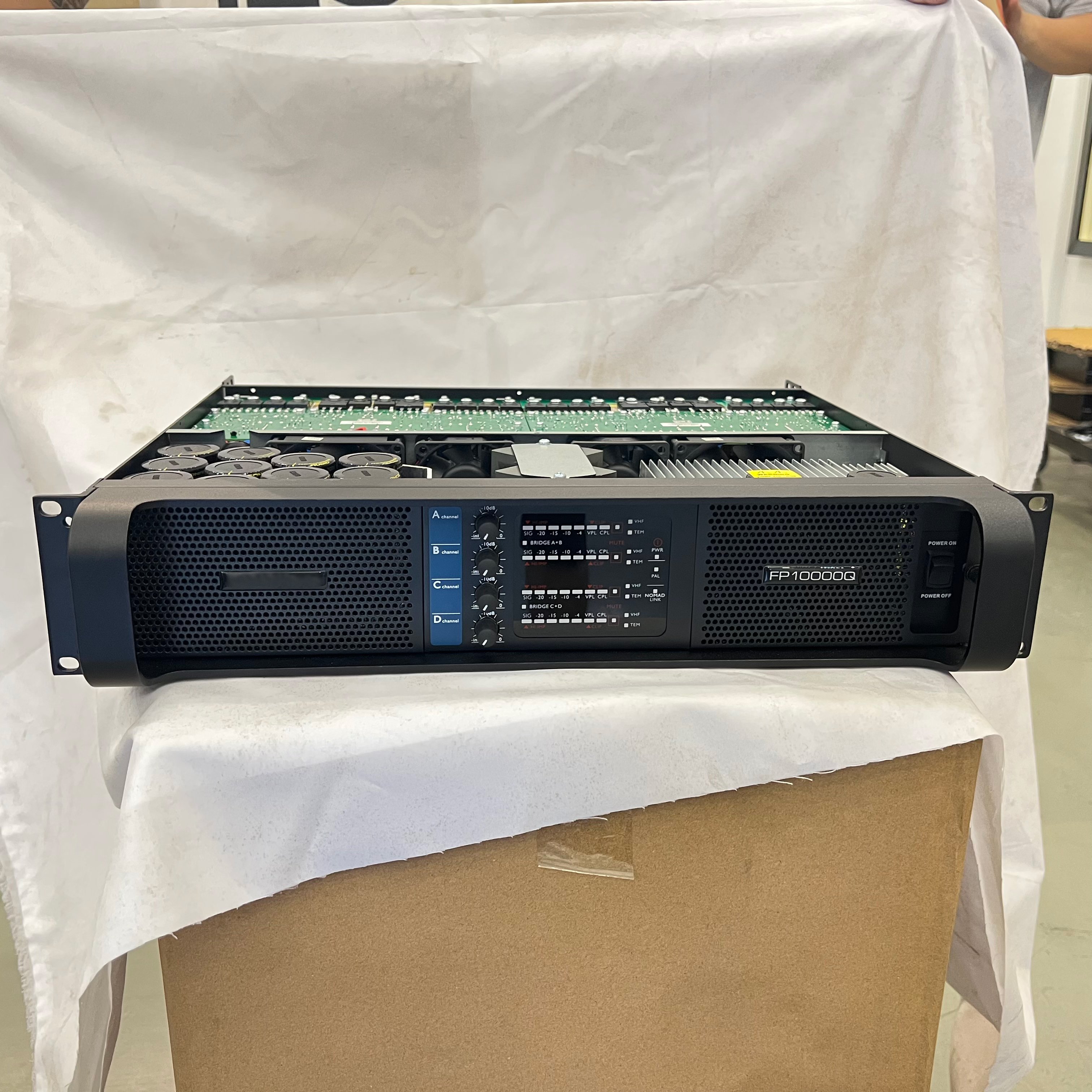 Same style LA 8 gree n FP10000Q 4ch 5000w Powerful Professional Power Amplifier for Stage Performance Audio Sound System