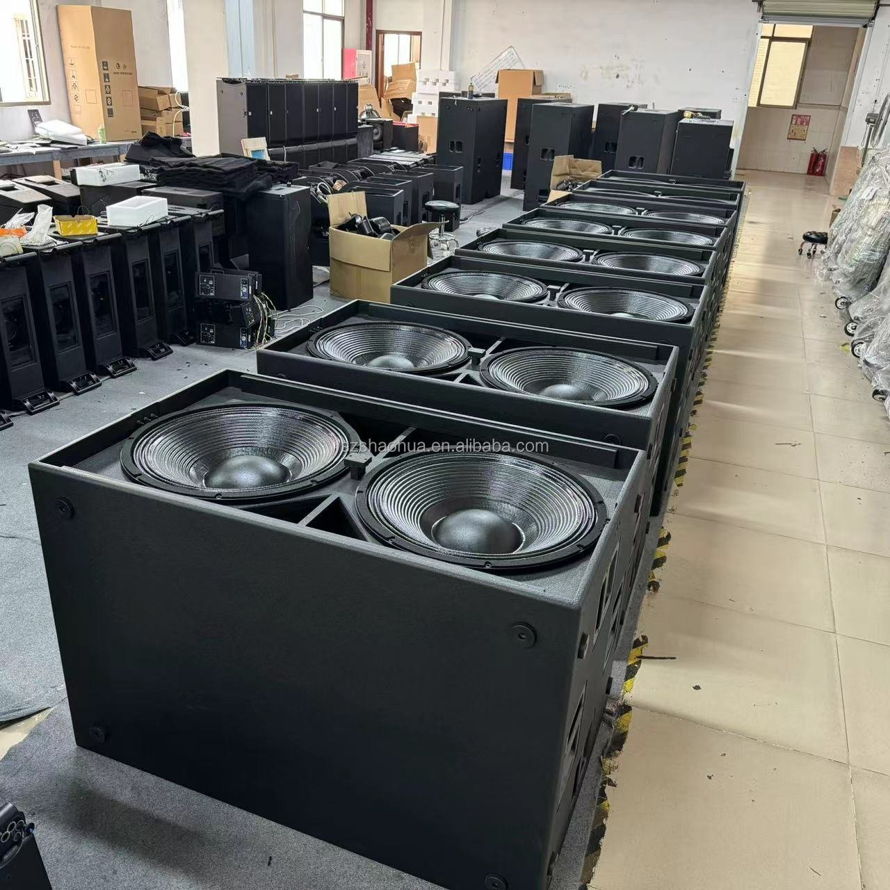 Sub 9006-AS Dual 18 inch active high power subwoofer RCF sound system bass Pro speaker professional audio dj equipment pa system
