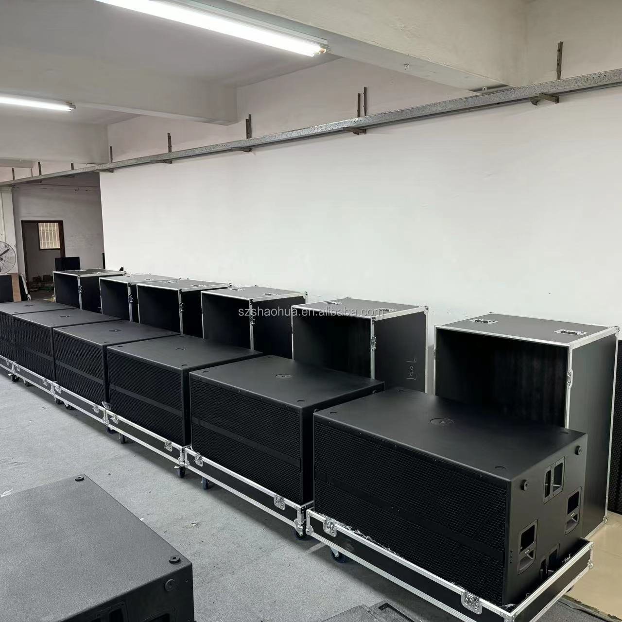 Sub 9006-AS Dual 18 inch active high power subwoofer RCF sound system bass Pro speaker professional audio dj equipment pa system