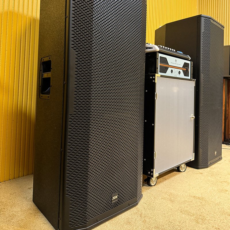 China Factory Wholesale active speakers 15 inch professional 1800w Speaker Portable line Array Sound Equipment Speaker