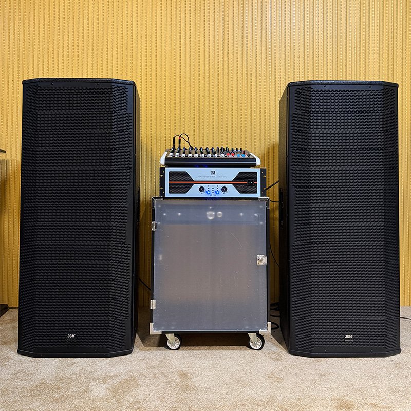 China Factory Wholesale active speakers 15 inch professional 1800w Speaker Portable line Array Sound Equipment Speaker