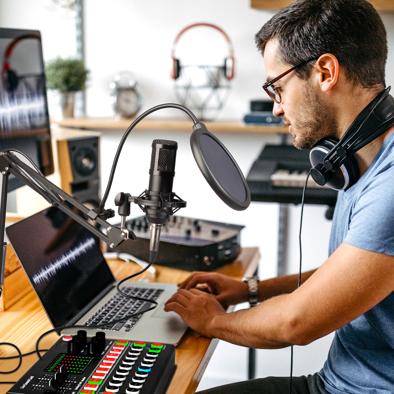 BG4 LIVE Sound card Audio Interface Mixer Microphone Stand Podcast Equipment Bundle External Podcast Sound Cards