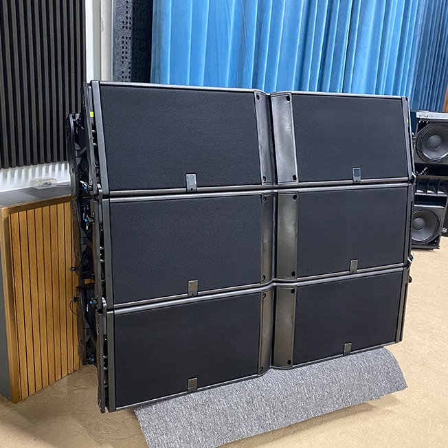 Dual 12 Inch Three way Pro Audio Passive Line Array speaker Indoor And Outdoor Stadium Sound Equipment