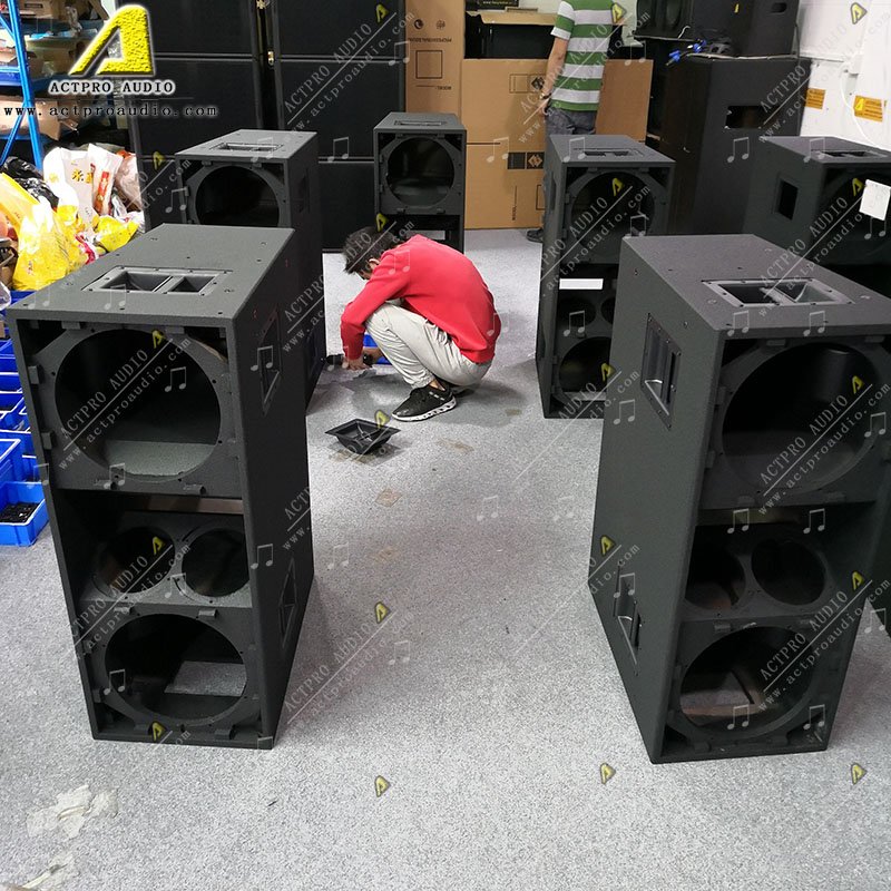 Professional sound equipment VT 4888 VT4889 line array speaker dual 12 inch 15 inch three way line array system loudspeaker