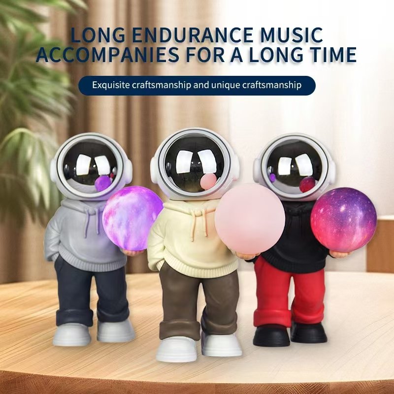 SHKL Wholesale Portable Wireless Speaker Astronaut Spaceman Sound Chip Music Kids Studio Light Smart Gaming Party Outdoor Sport