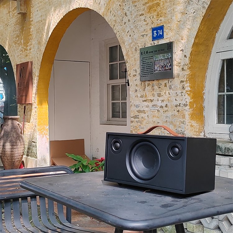 Chordio HD Stereo Sound Dual Mic Wireless Speaker Indoor Outdoor Bluetooth Audio Sound Equipment
