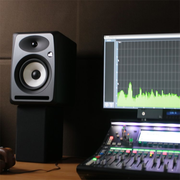 Chordio music production mixing Recording room speaker powered guitar monitor studio speaker