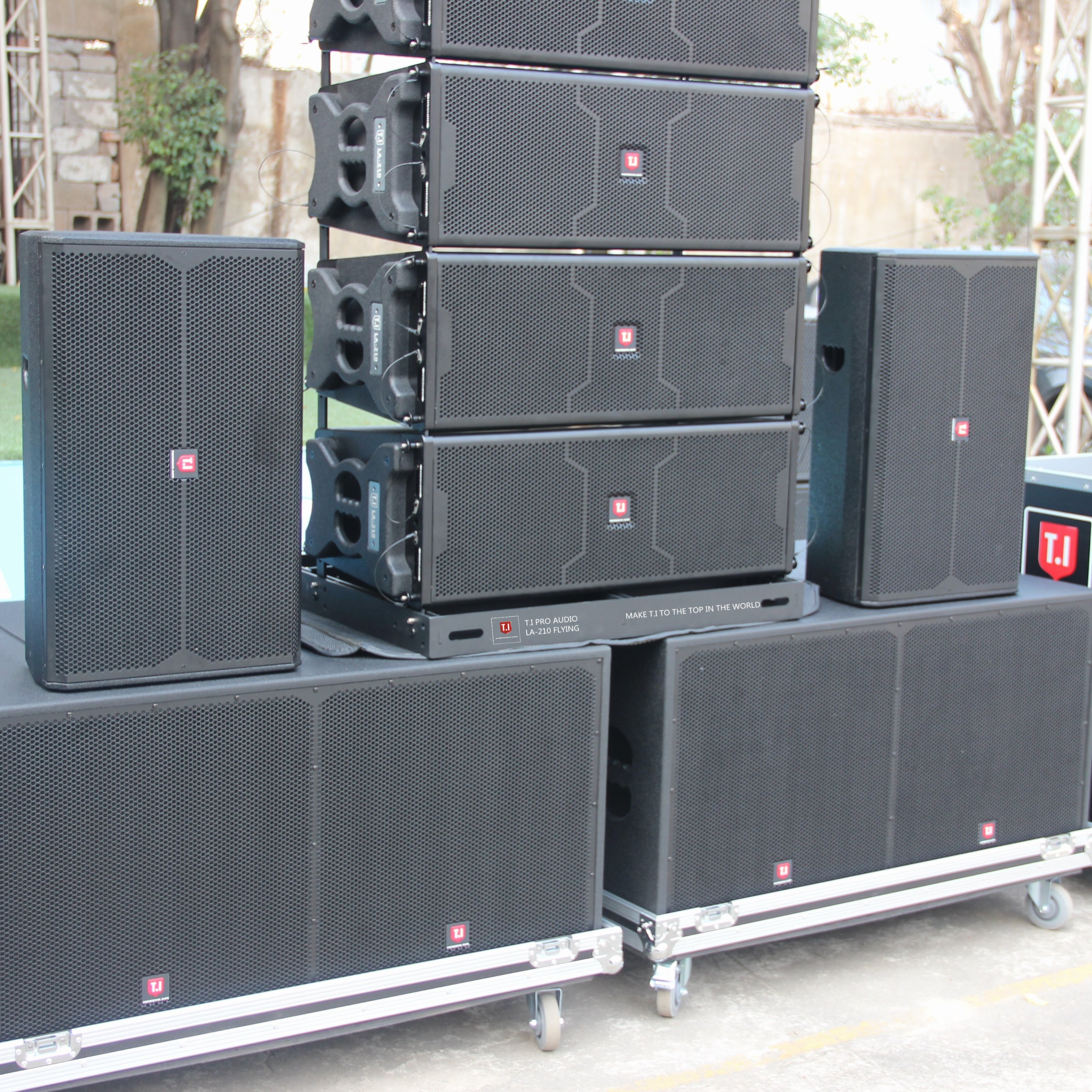 LA210 dual 10 inch subwoofer audio equipment sound system pro Designers' Association Music Stores speaker