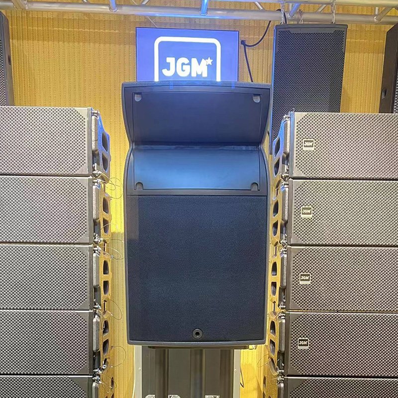 OEM LA15 Line Array Speakers box Powered Speakers Professional Audio Speaker For Concert Events Party Show