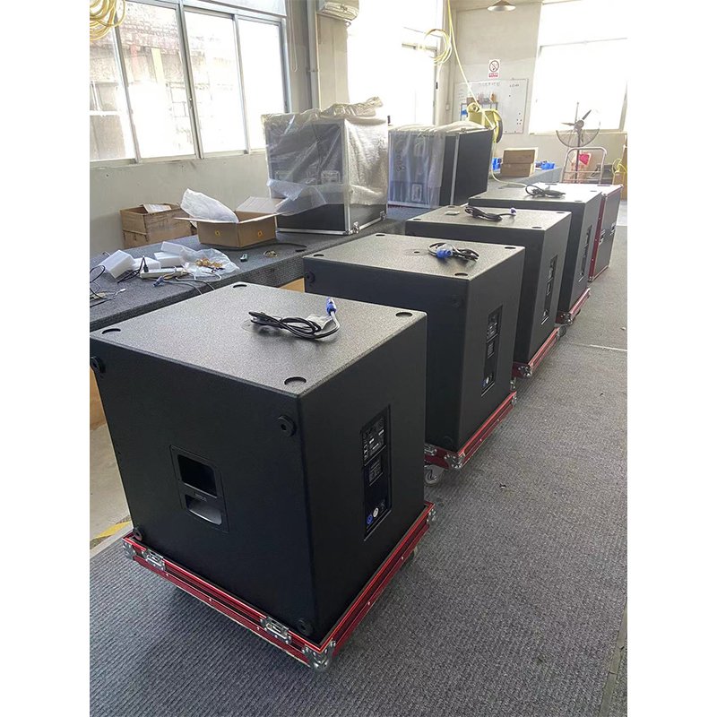 Big bass SUBWOOFER Single 18" subwoofer 800W bass power subwoofer DJ Sound box for show wedding church