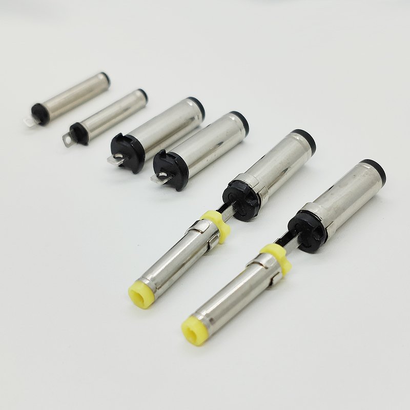 EBEI High Capacity 43mm 21mm 18.5mm Charging Male jack female plug pcb DC power plug connectors