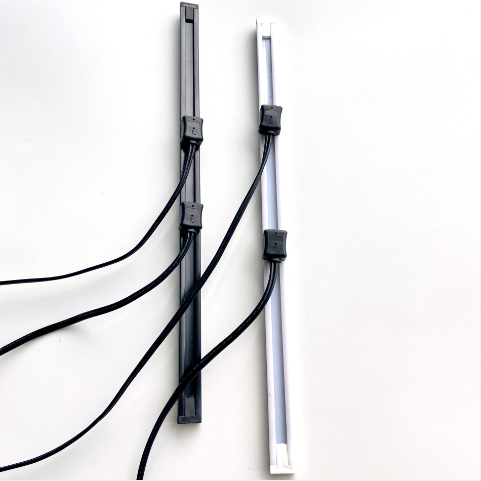 DC Power Connector Plug for Thin Track Rail to Light UP Retail Display Light Tube and Shelf Light Tube System