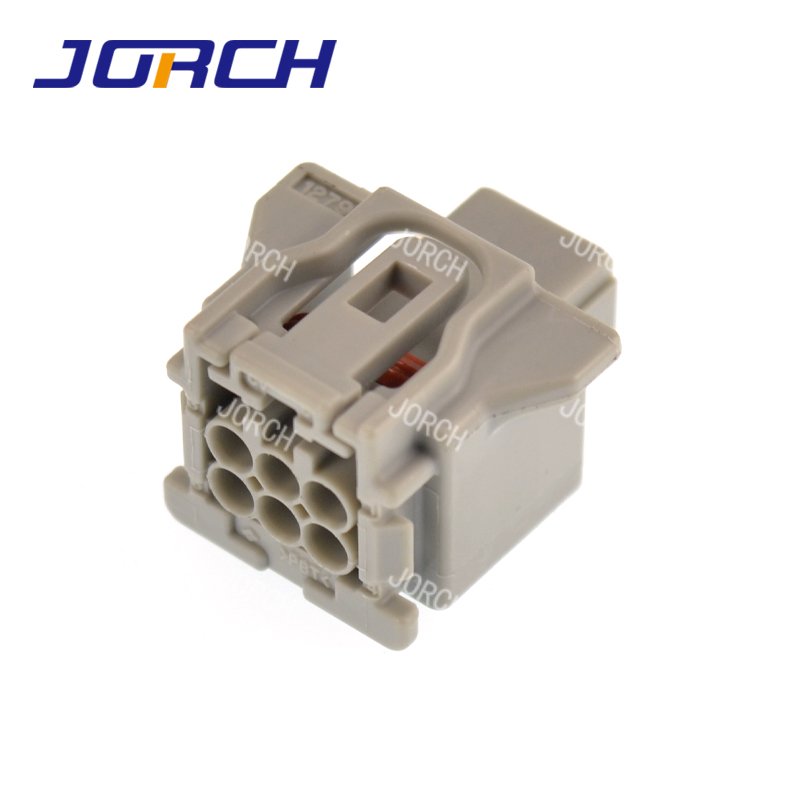 6 pin auto wire harness connector female Plug 6189-7065