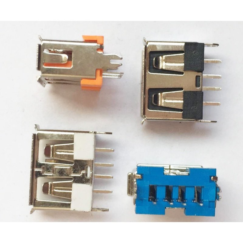 USB 2.0 Type A Male Socket 4 Pin Plug Connector with Black Plastic Cover