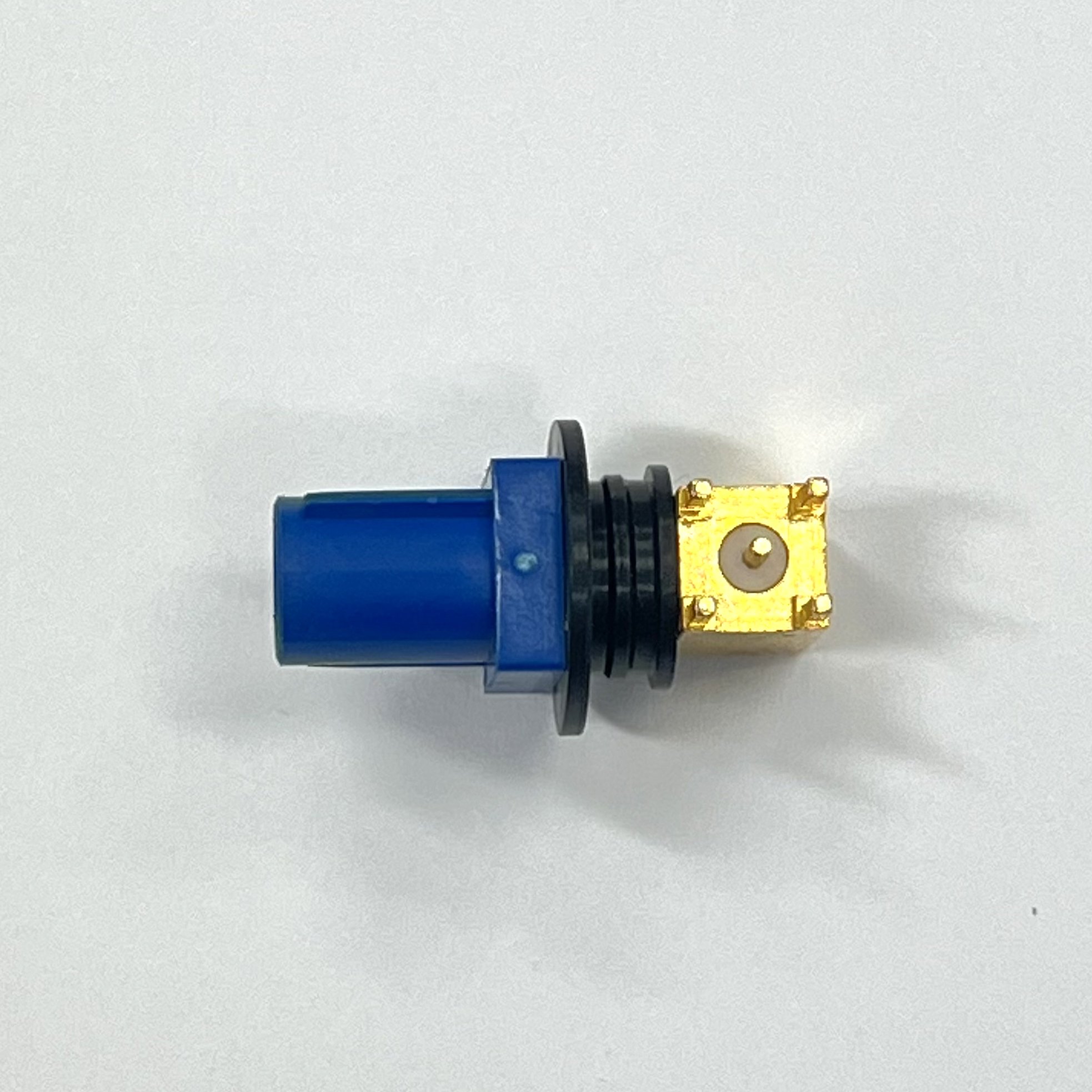 Customized Automotive Waterproof Bulkhead Fakra Plug Right Angle Connector PCB Mount Through Hole Fakra Connector for GPS GSM