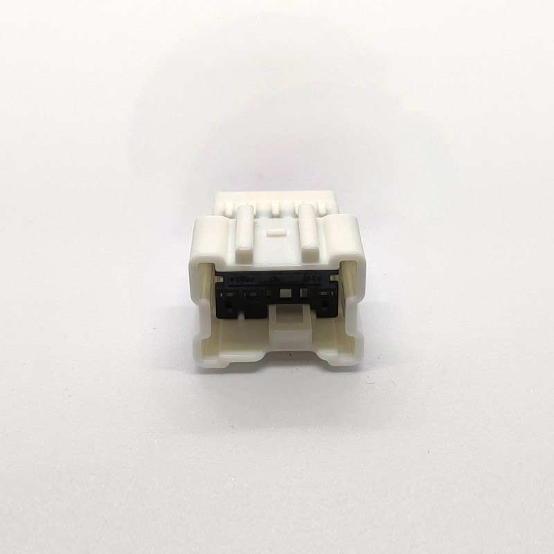 Automotive female 8 pin connector 60986974 6098-6974