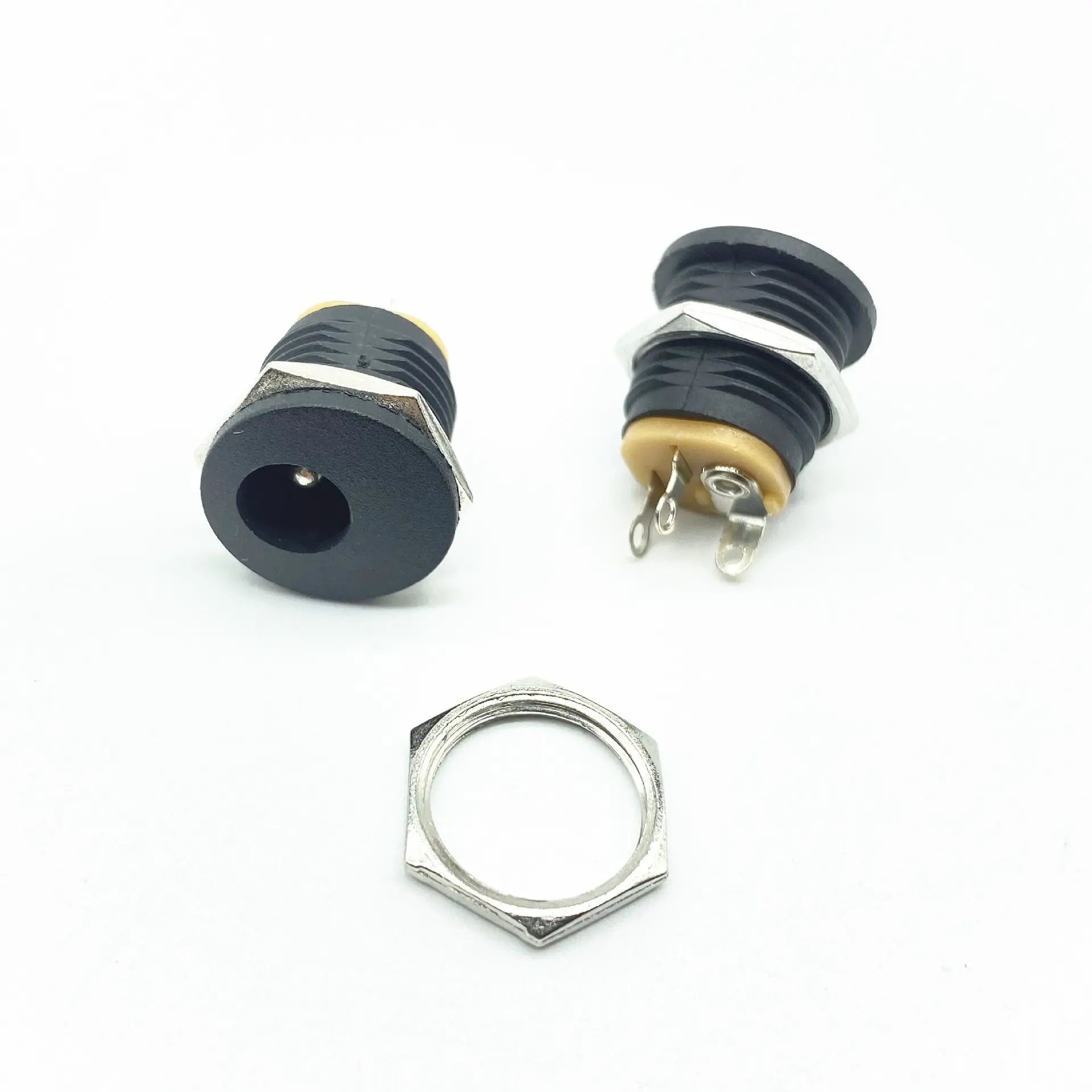 Female DC Threaded Barrel Jack Panel Adapter 5.5mm x 2.1mm Connector 18AWG Wire with Dustproof Plug for MP3 Phone Audio Video