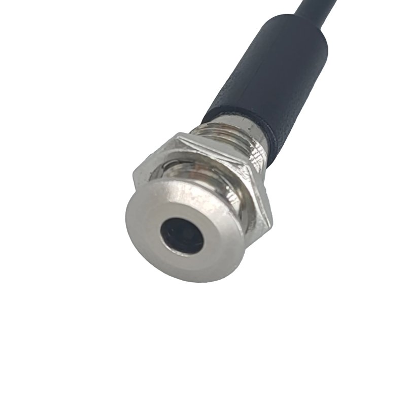 Bulkhead TRS Audio Jack 3.5mm Thread Panel Mount M8 Phone Connector Socket