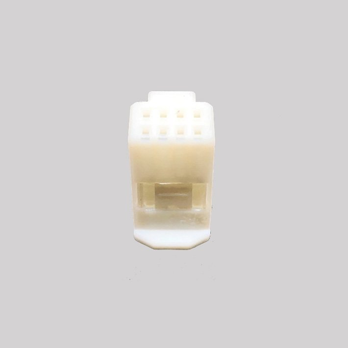 Suitable for Toyota 8-PIN 0.7mm connector connector 1376352-1 Auto connector