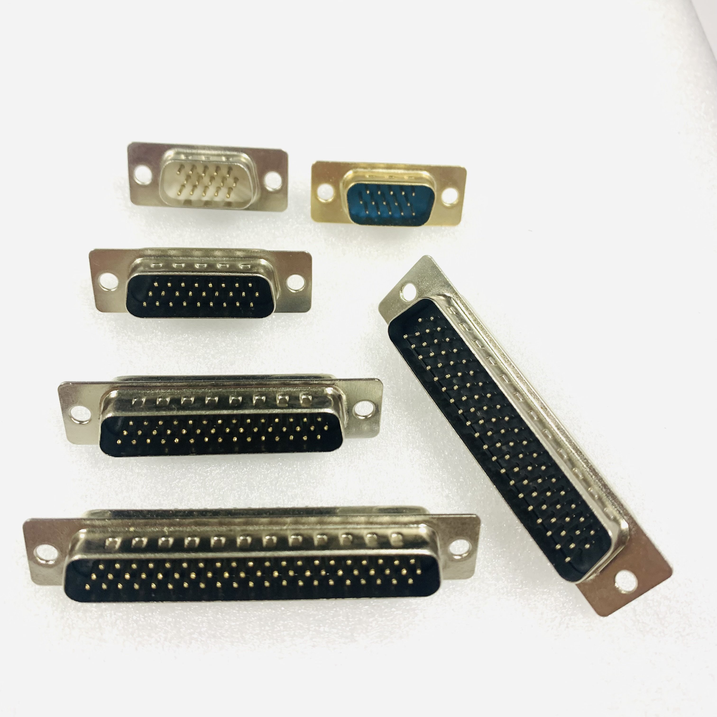 Factory hot selling Db welding male and female socket, two row and three row Dsub connector pin spacing 2.84mm 2.77mm