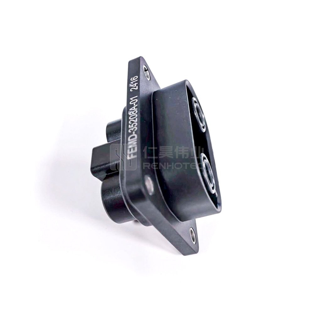 Hybrid Power Connector Angled Plug 2+8 pin 100A 150A IP67 Waterproof Male Busbar Lug Socket