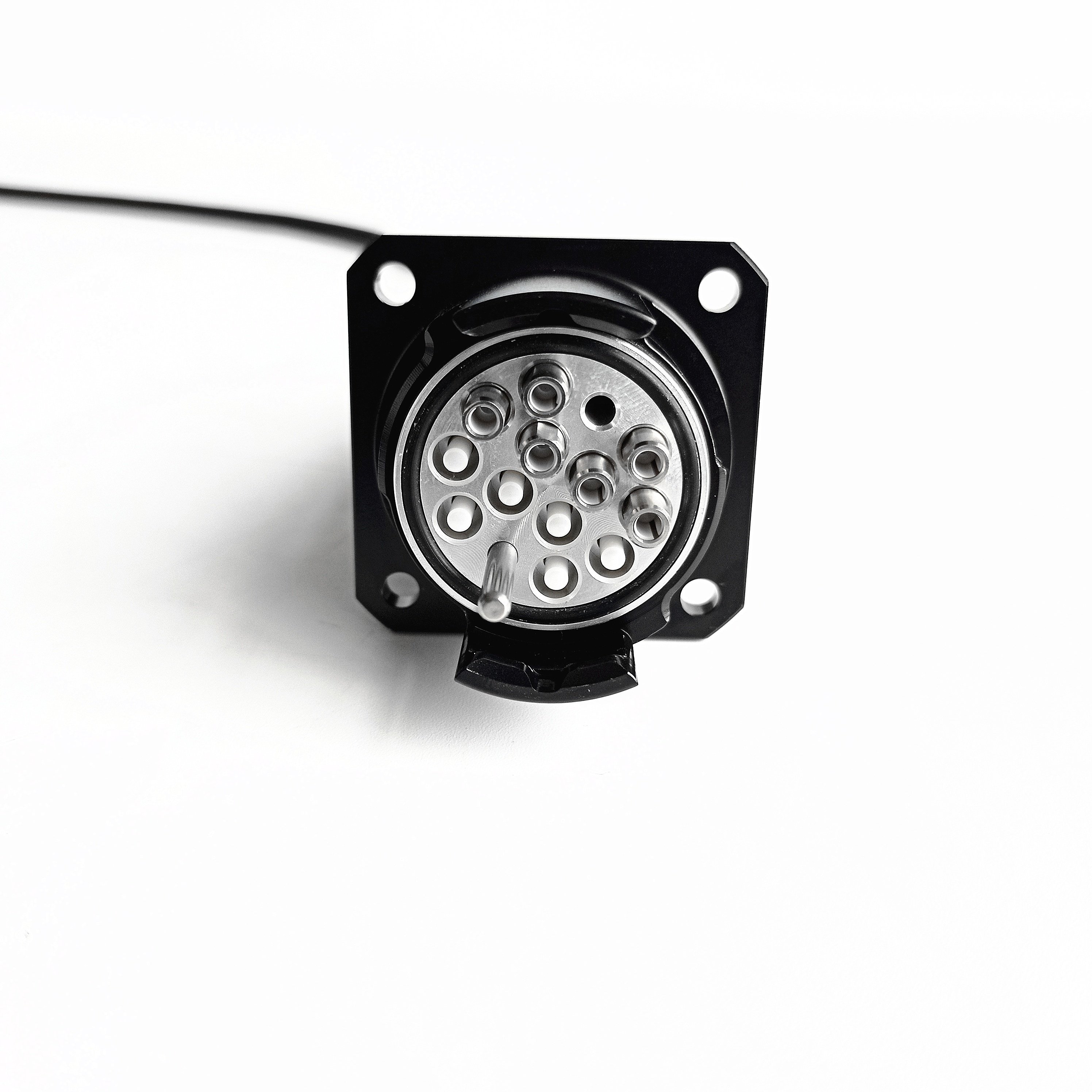 ZLTC YZC12P YZC12S plug and Socket outdoor field waterproof IP67 fiber connector assemblies for harsh environment using