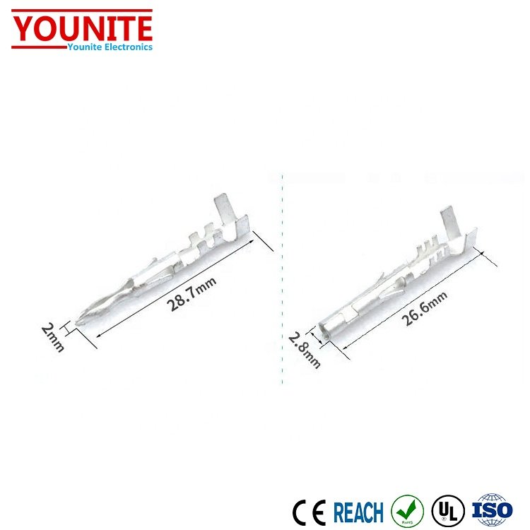 Electronic connectors
