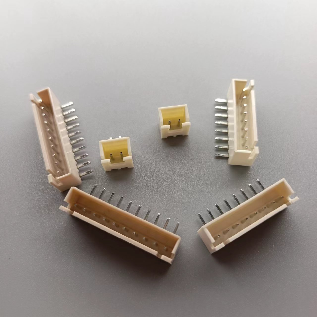 2-pin socket connector