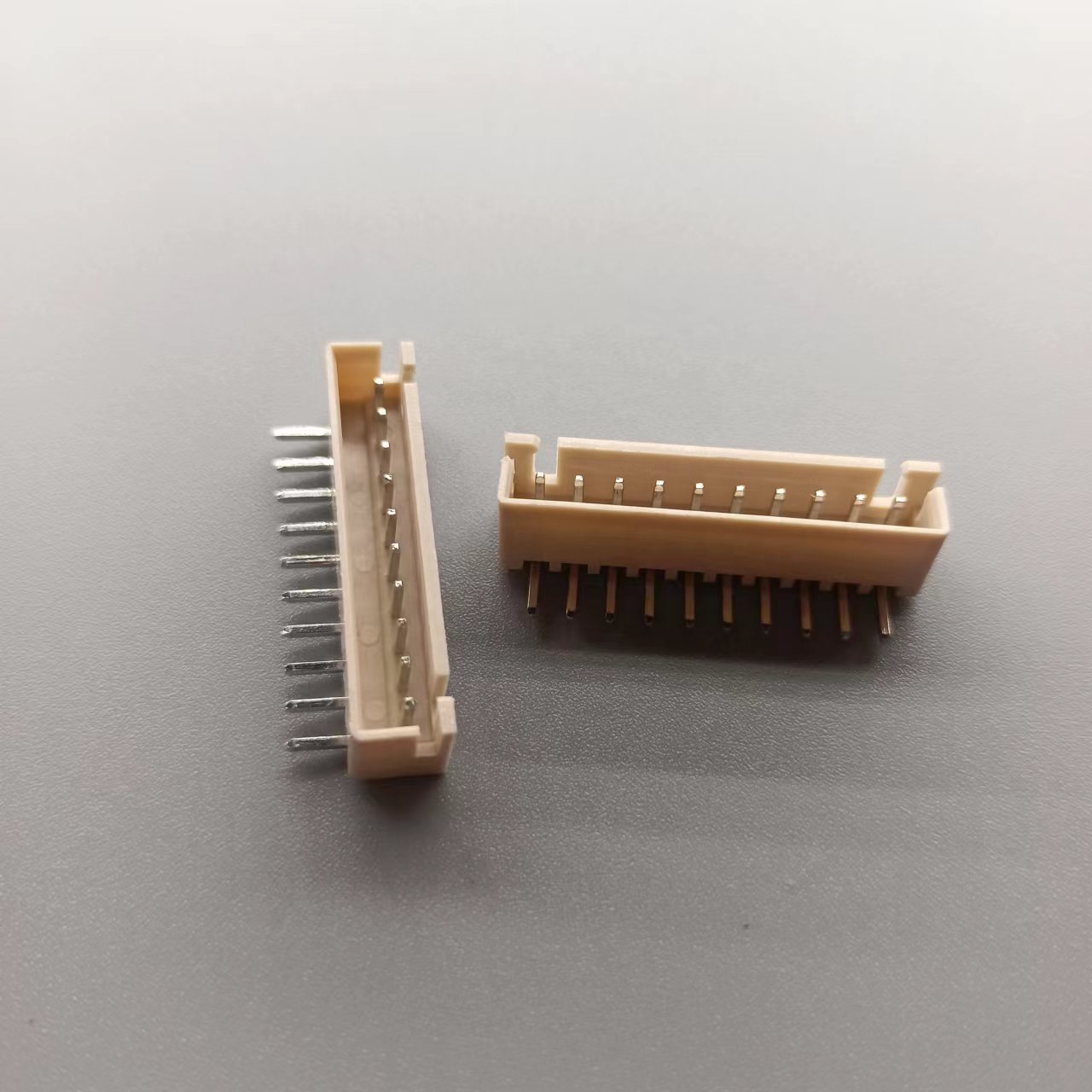 2-pin socket connector
