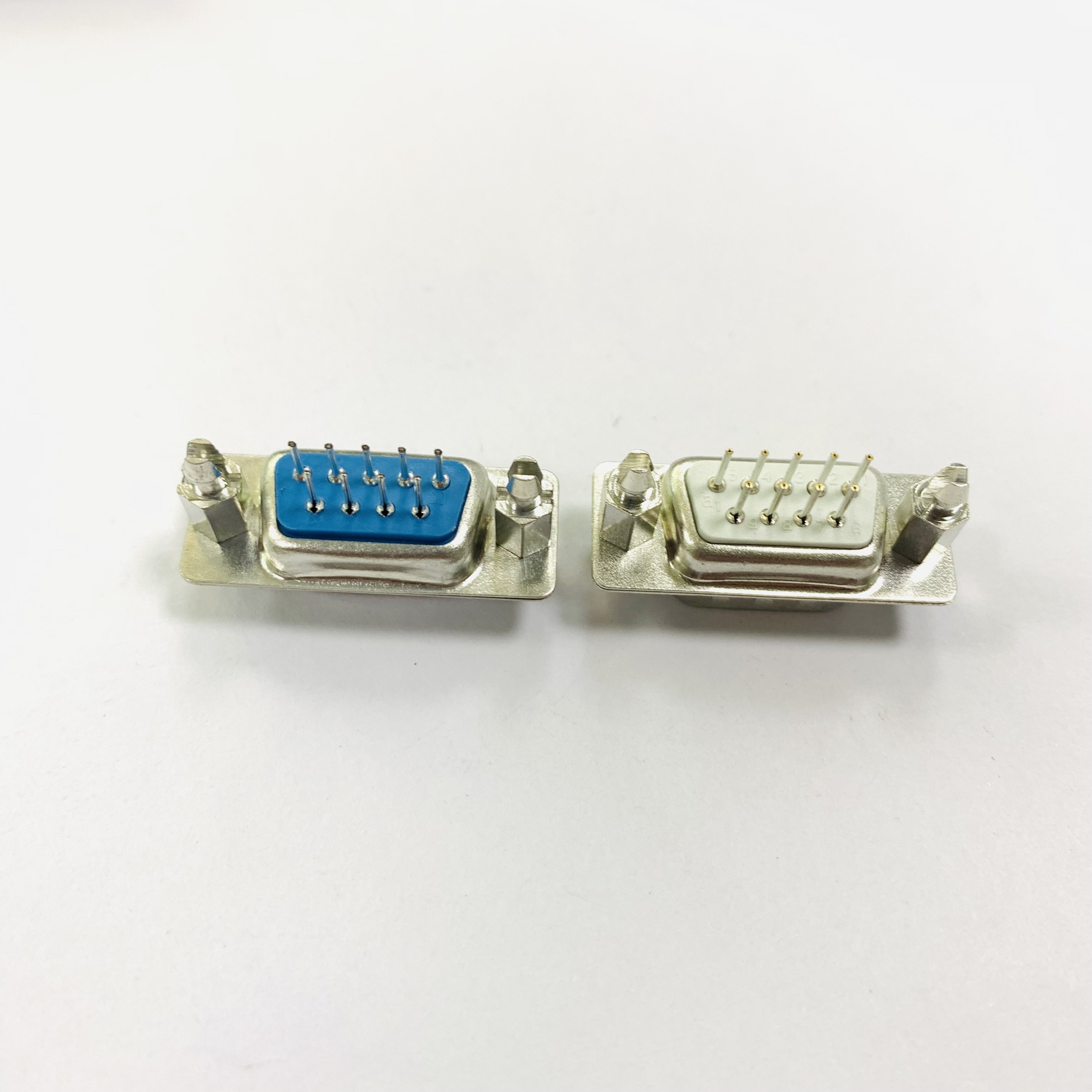 Customized Dr Double Layer D-Sub 9 Pin Connector Male To Male Riveting Screw DB9 Connector Pbt Dual Port