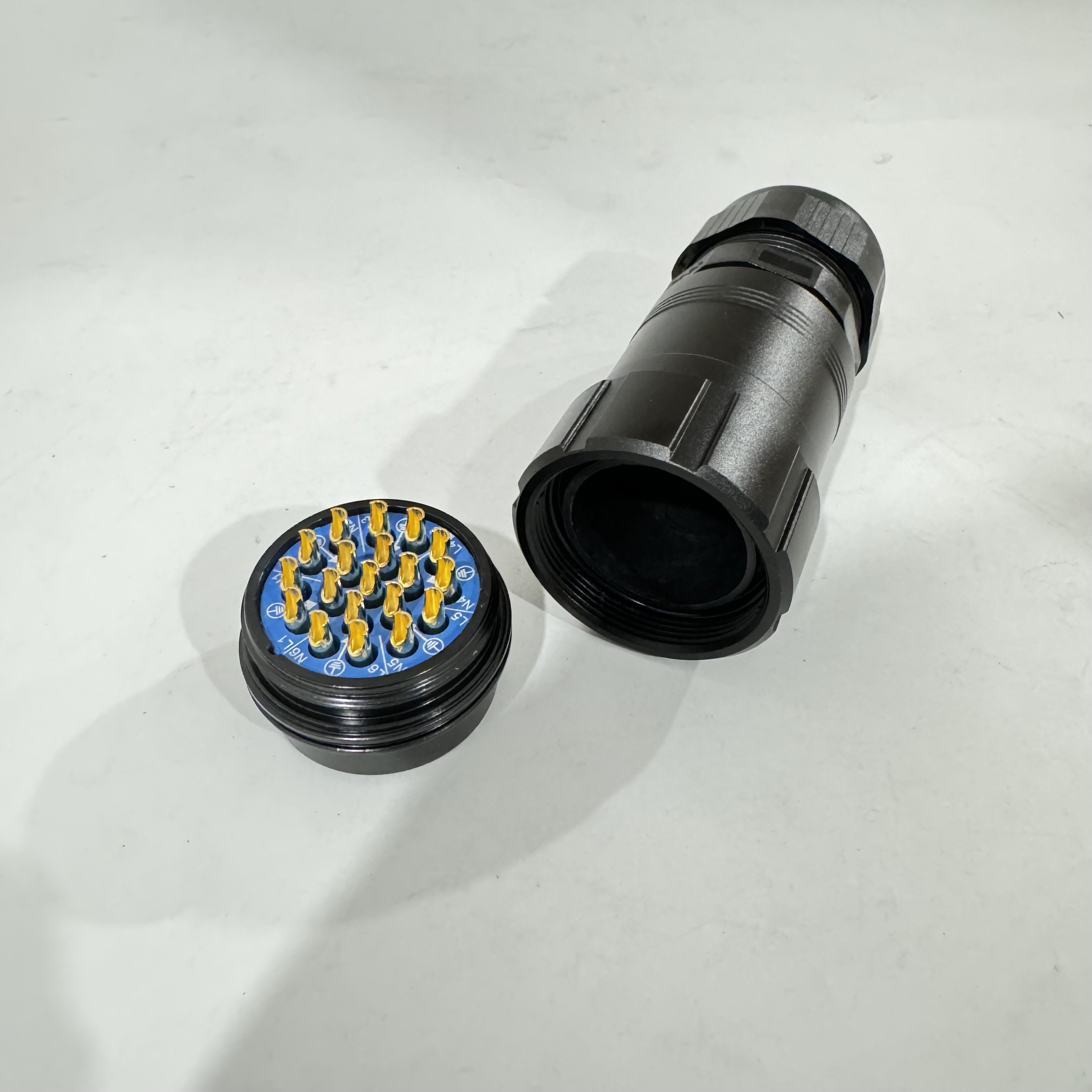 Socapex 19 Pin Plug Multipin Female Cable Mount Connector