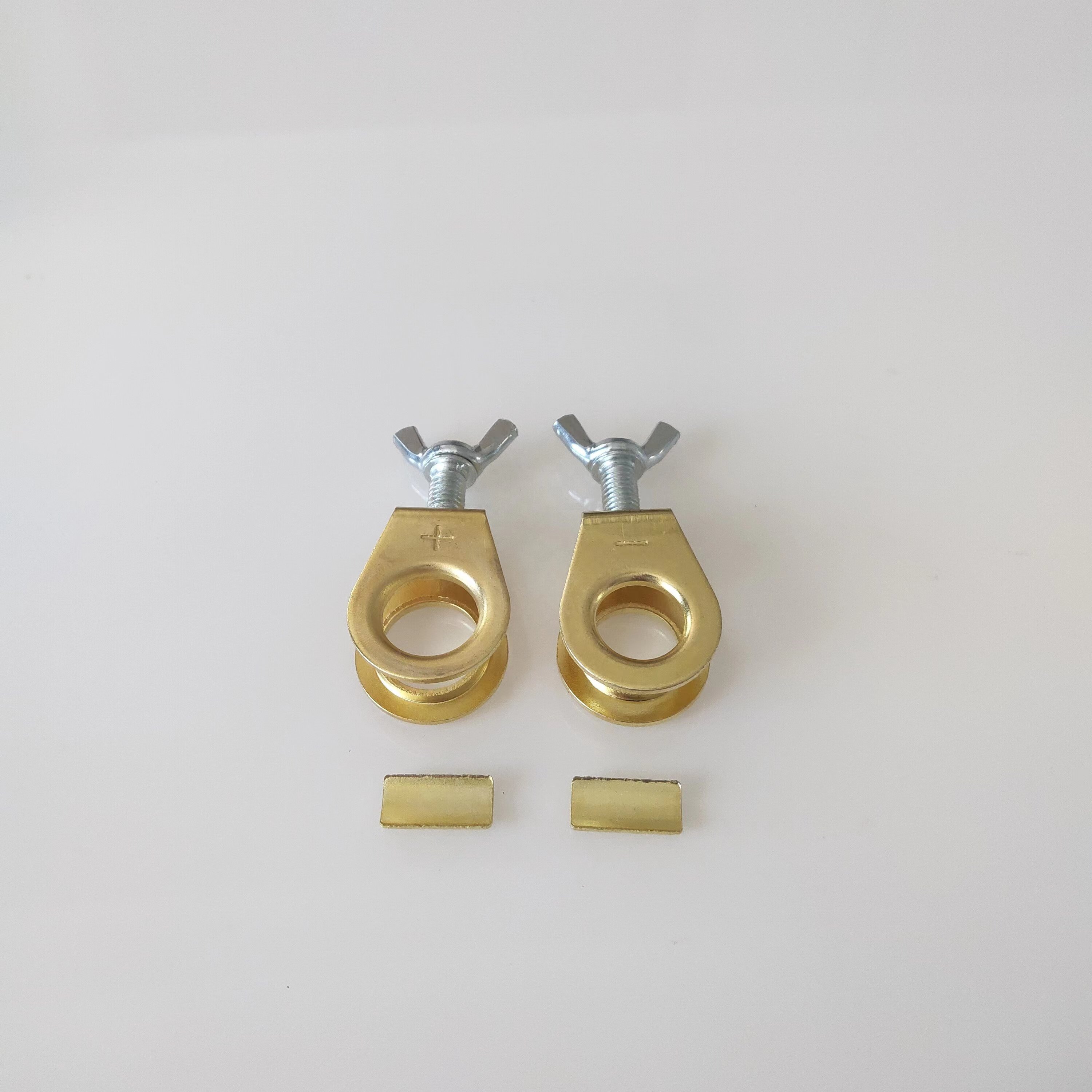 Factory manufacturing battery terminal connector jig quick release disconnect brass battery terminals