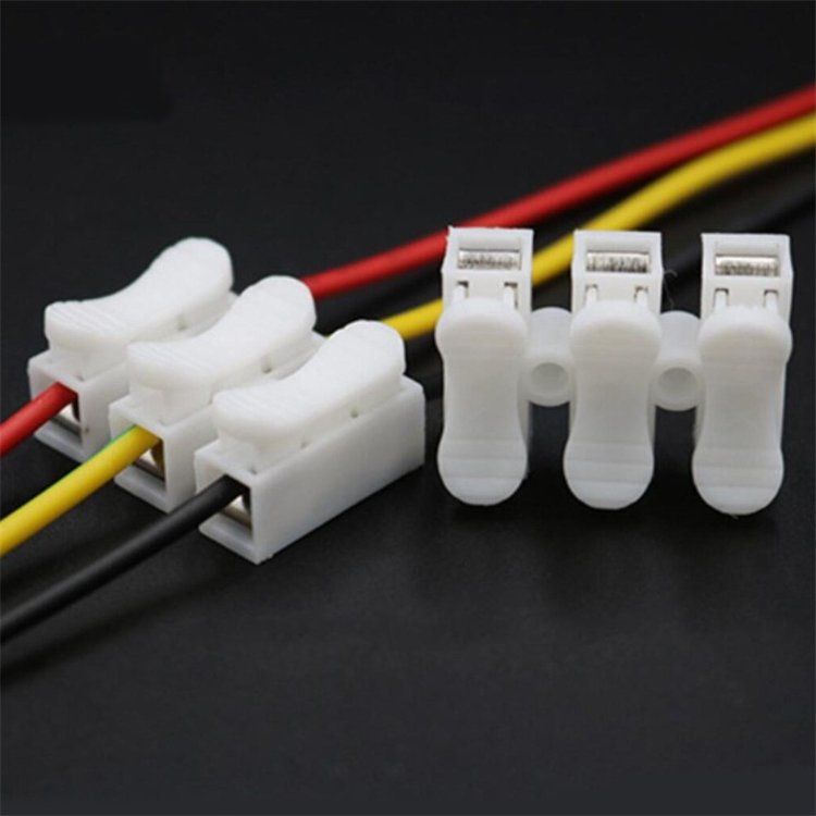 CH-3 3Pin Led Lighting Press Connector Electrical Cable Clamp Connectors Quick Splice Lock Wire Terminals Block Spring Connector